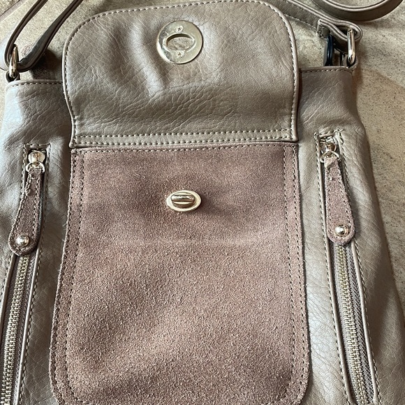 + SIMPLY NOELLE + Faux Leather + Suede Crossbody Bag - Picture 3 of 6